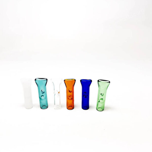 Personalized Glass Filter Tips With A Customizable Shape And Size